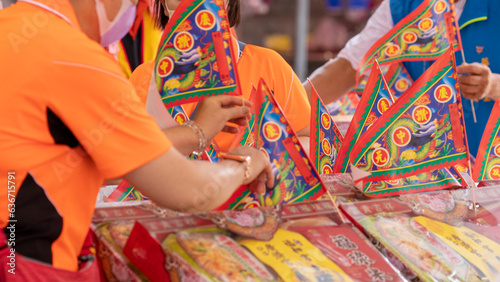 Chinese Ghost Festival, Zhongyuan Purdue, rich, sacrificial offerings, people, big pig.