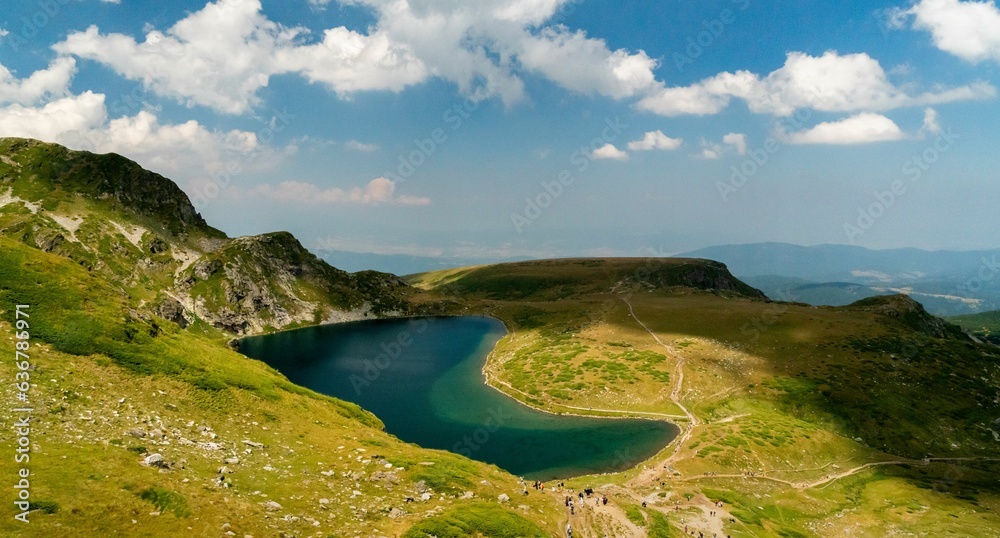 Obraz premium Scenic view of a lake in the mountain of Rila in Bulgaria.