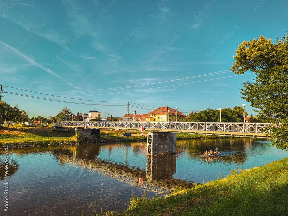 Obraz premium bridge over the river