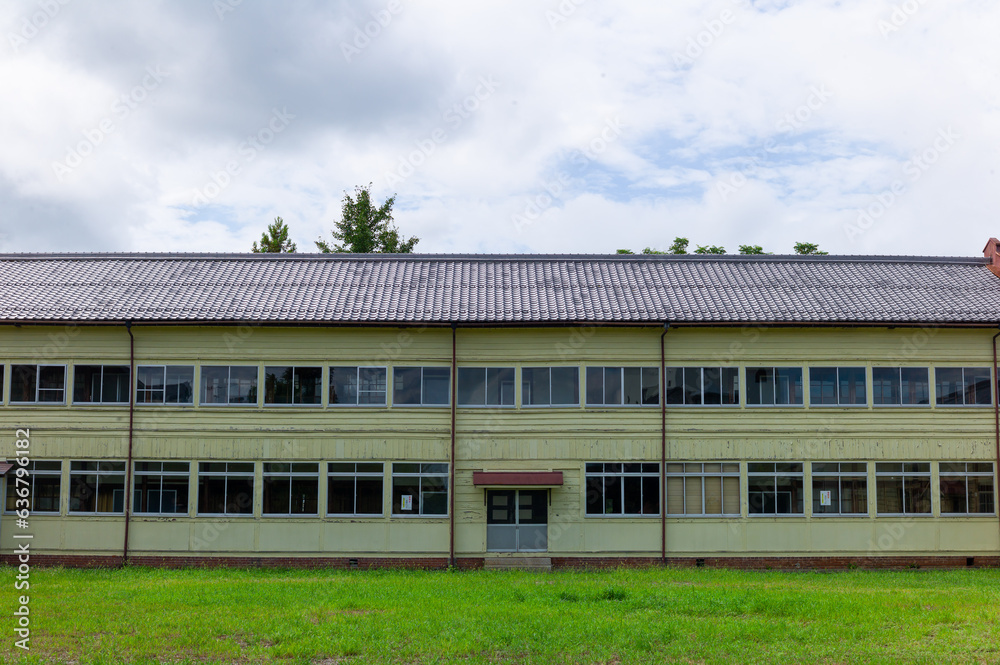 Obraz premium old abandoned building