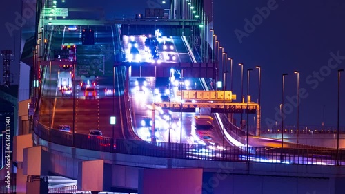 - 4K Timelapse - Yokohama Bay Bridge , 吊り橋の高速道路を通る車 