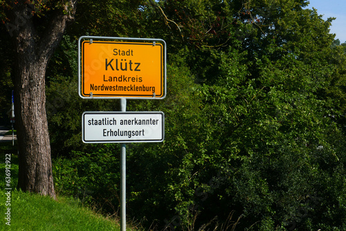 Ortsschild Stadt Klütz photo