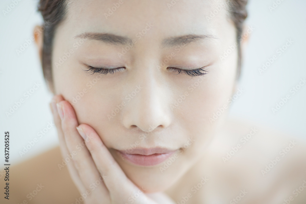 若い女性 若い女性