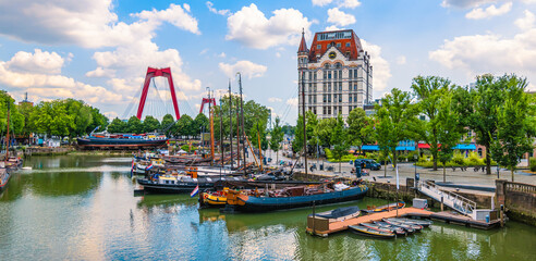 Fototapete Rotterdam Panorama Rotterdam mit historischem Hafen  © Nancy Pauwels