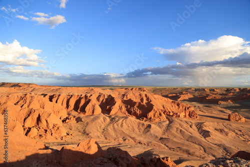 The rock formations of Bayanzag flaming cliff at sunset, Mongolia © Stefano