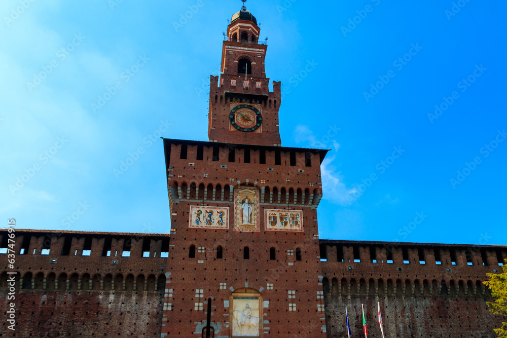 Naklejka premium Sforza Castle (Castello Sforzesco) in Milan, Italy