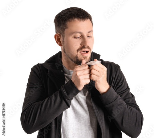 Male junkie with drugs on w...