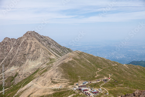 Obraz na płótnie Magnificent view of the Cosmostation, the Big Almaty Peak and the city of Almaty w salonie