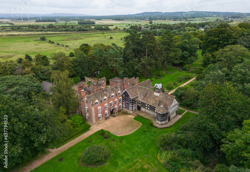 Valokuva Ormskirk, Lancashire, UK, August 8, 2023; aerial view of the historical Rufford