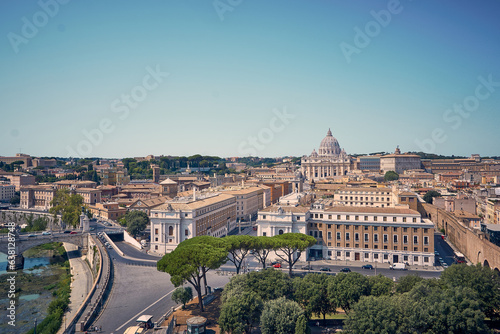Blick von der Engelsburg zum Vatikan mit dem Petersdom