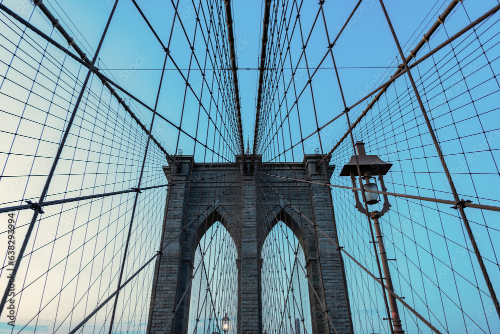 Fototapeta premium amazing scenery of brooklyn bridge over skyscrapers in metropolis. brooklyn bridge of new york city. Brooklyn bridge in ny, usa. brooklyn bridge in new york. Brooklyns pride