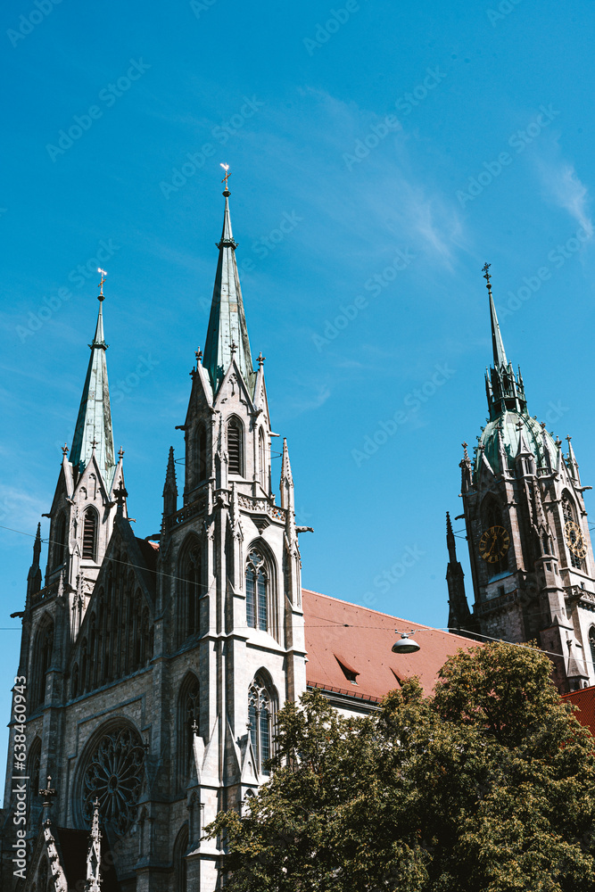 saint cathedral city Munich 