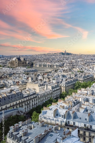 Paris, aerial view of the city, with the Saint-Eustache church, and Montmartre in background  © Pascale Gueret