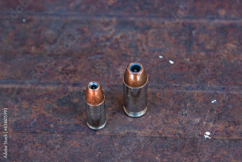 Compare 9mm and 45 ACP Cartridges 4 photo