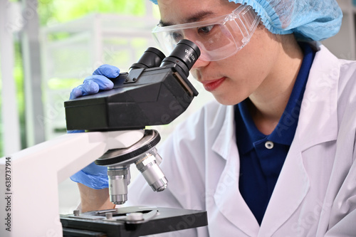 laboratory woman microscope research scientist medical test medicine person technology doctor chemistry analysis