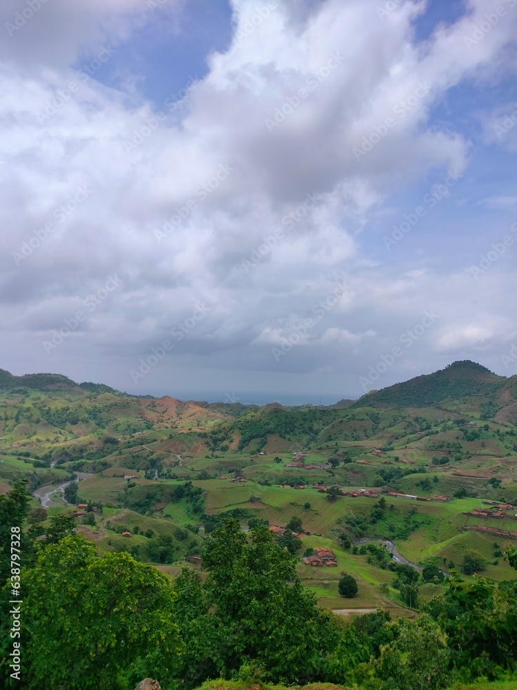 Obraz premium clouds over the mountains