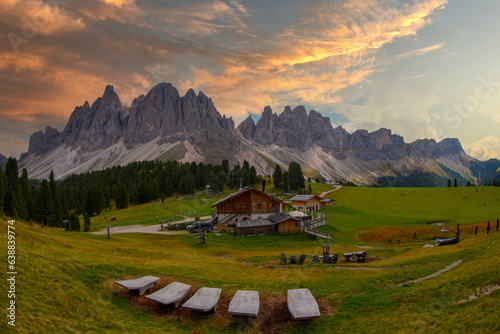 Rifugio delle Odle and dolomites mountains © Samet