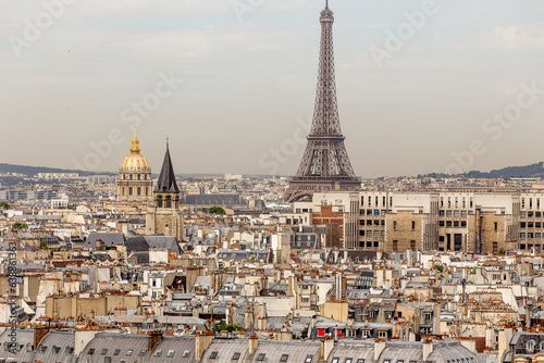 Panorama of Paris on the Eiffel Tower © Wieslaw