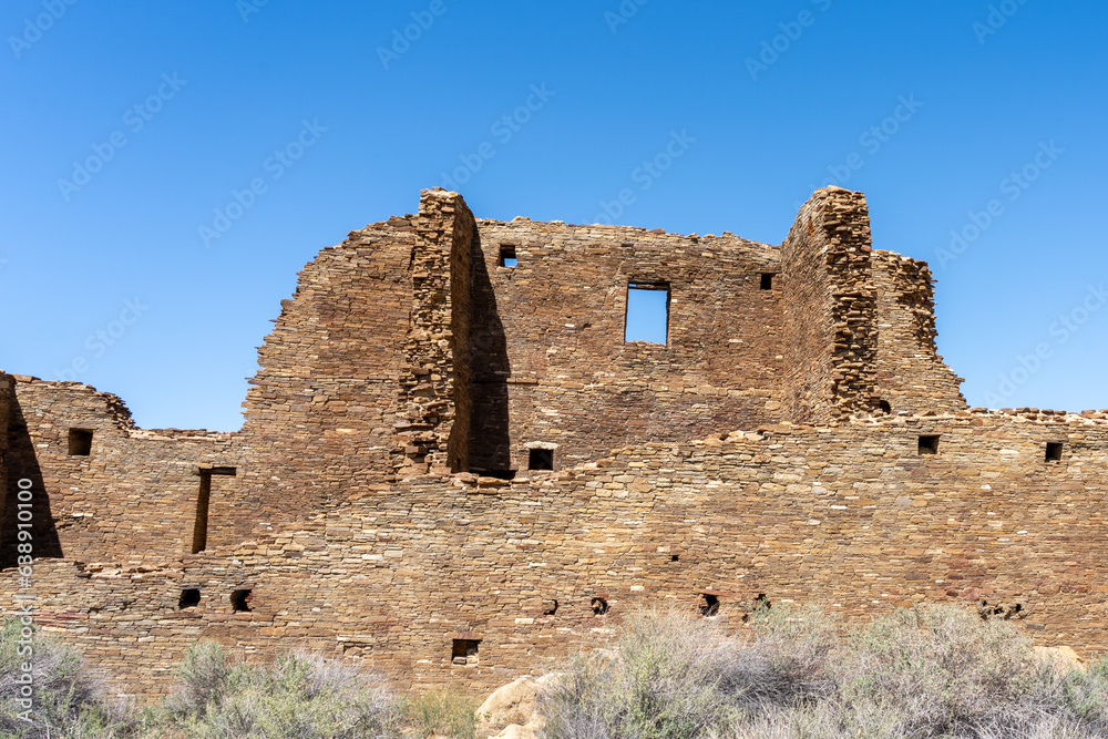Ancient ruins at Pueblo Bonito in Chaco Culture National Historical Park, New Mexico, USA. Pueblo Bonito is the largest great house in Chaco Culture National Historical Park.