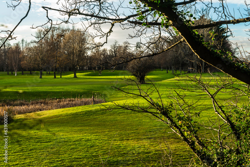 Φωτογραφία A golf course near the Marley park in Dublin