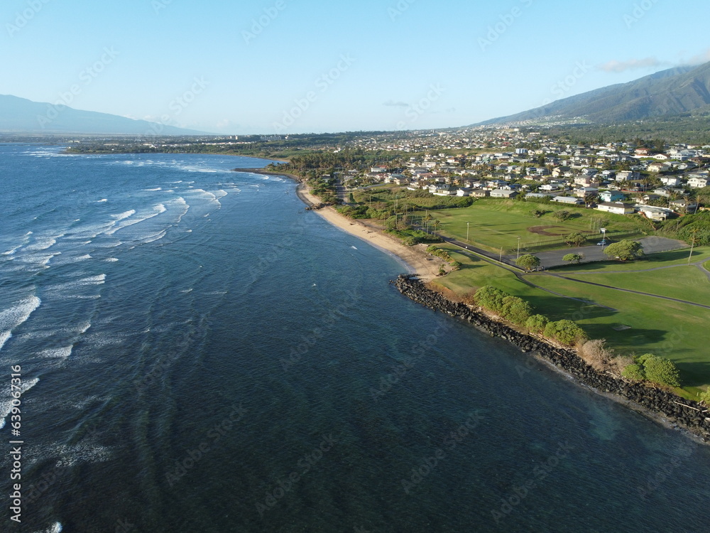 Maui's Majestic Beauty: A Visual Journey of Shoreline Waves on the East Coast and Beyond