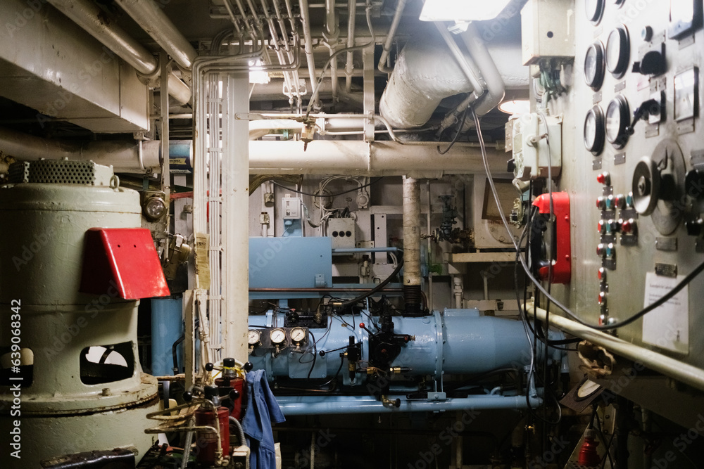 Diesel engines and power installation inside a ship.