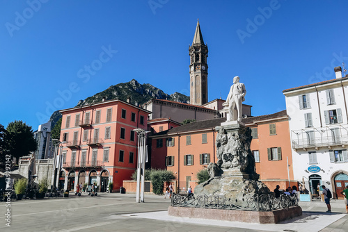 Photos Lecco, Italy - August 7, 2023: View of the city center of Lecco on Lake Como