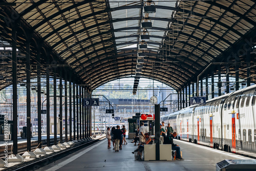 Canvas Print Lucerne, Switzerland - August 10, 2023: Platform at Lucerne Central Railway Stat