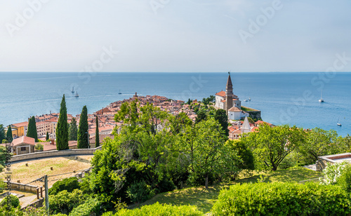 Tableau sur toile A view from the old town walls towards the promontory in the town of Piran, Slov