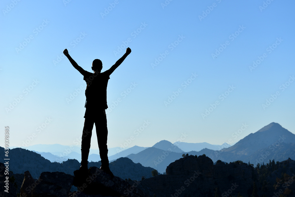 On the Pursuit of Success: Growth, Experiences and New Horizons On the Pursuit of Success: Growth, Experiences and New Horizons
