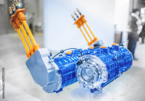 Dual motor e-Drive System (eAxle) | デュアルモータ 電動ドライブシステム