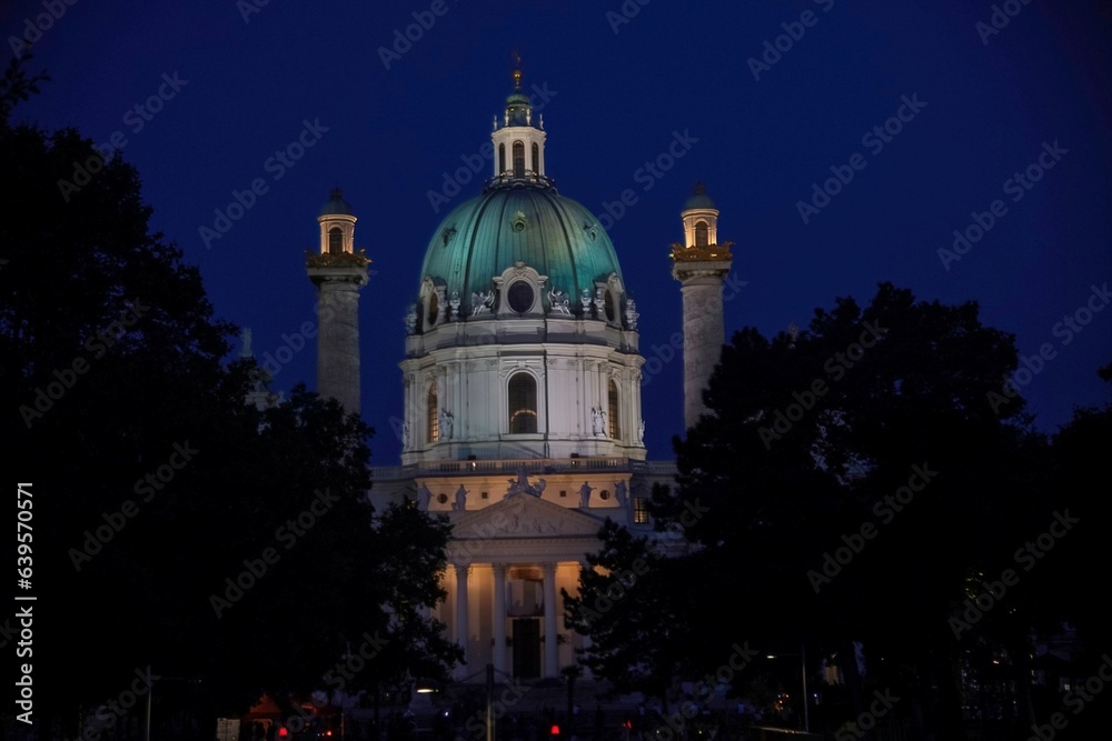 view at the Saint Charles cathedral in Vienna at night