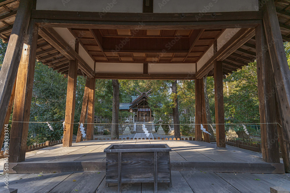 京都 木嶋坐天照御魂神社（蚕の社）拝殿