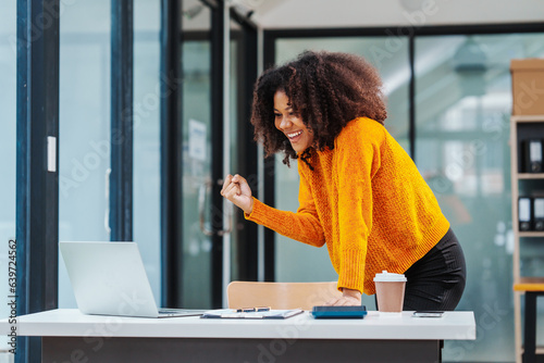 Pretty african american MBA programmes study knowledge of theories, techniques to formulate creative business ideas, graduate-level business management degree, focus on leadership, managerial skills.