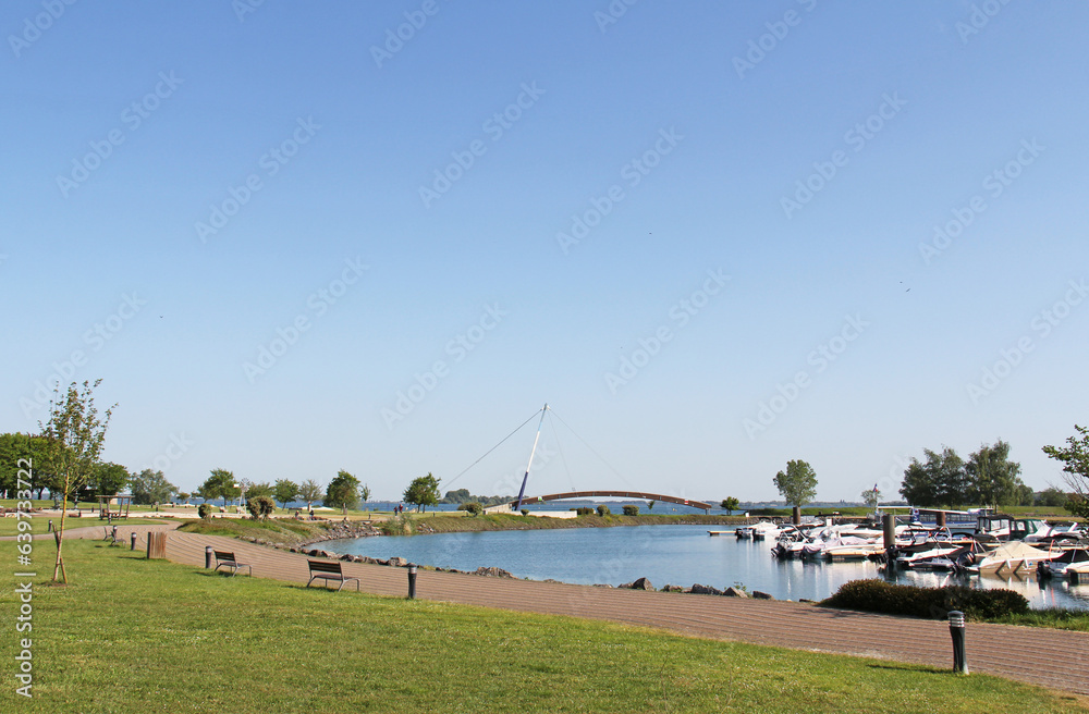 Lake of Der Chantecoq Giffaumont - Champaubert Champagne Grand Est France