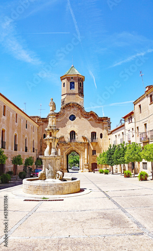 Monasterio de Les Santes Creus en la provincia de Tarragona, Catalunya, España, Europa
