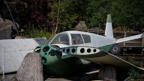 Wallpaper Mural crashed single-engine aircraft. Crashed plane with dismembered passengers Torontodigital.ca