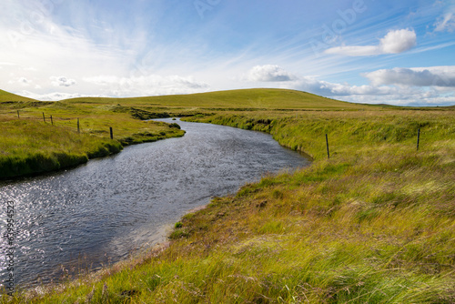 paysage avec une rivière en Islande © PierreM