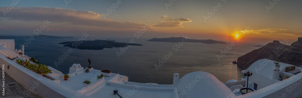 views of the village of Oia in Santorini, at sunset