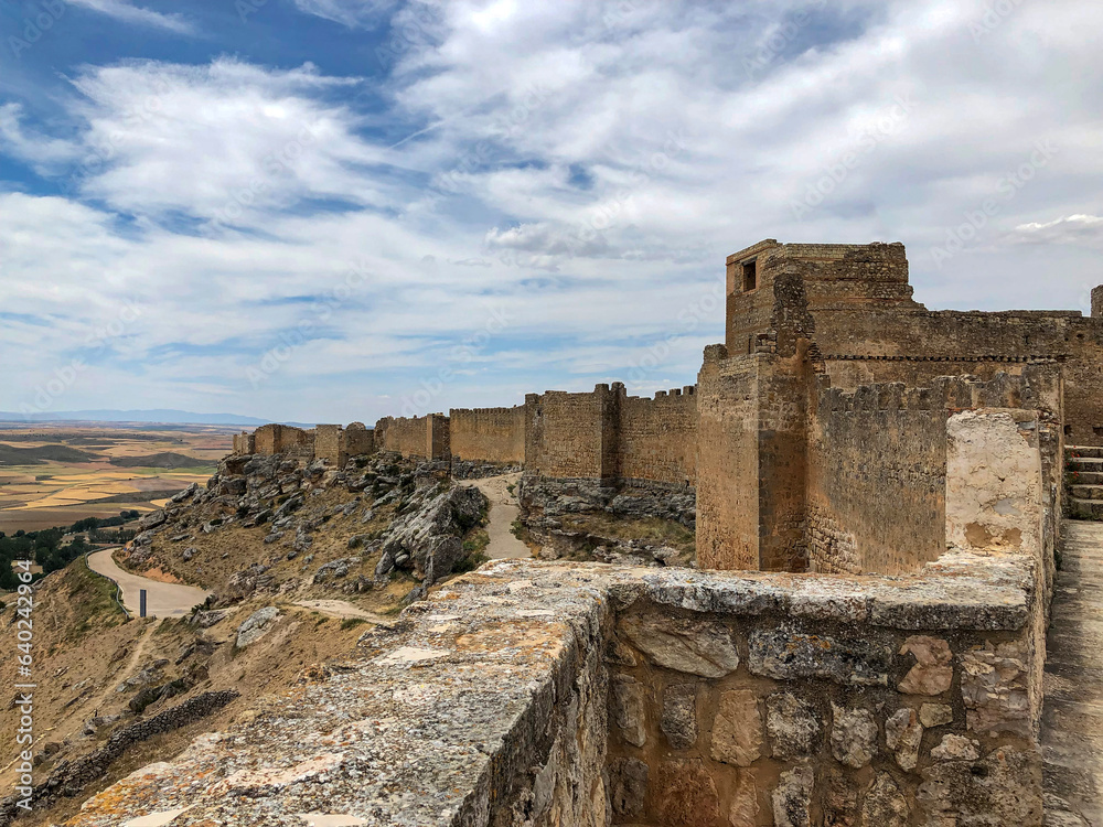 View of the towers of the castle of Gormaz-Soria. View of the towers of the castle of Gormaz-Soria.