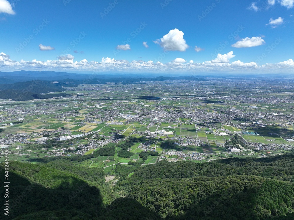 Fototapeta premium 岐阜県 池田町 池田山からの眺め ドローン空撮
