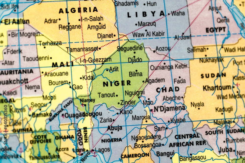 Fototapeta premium Niger Map on World Map