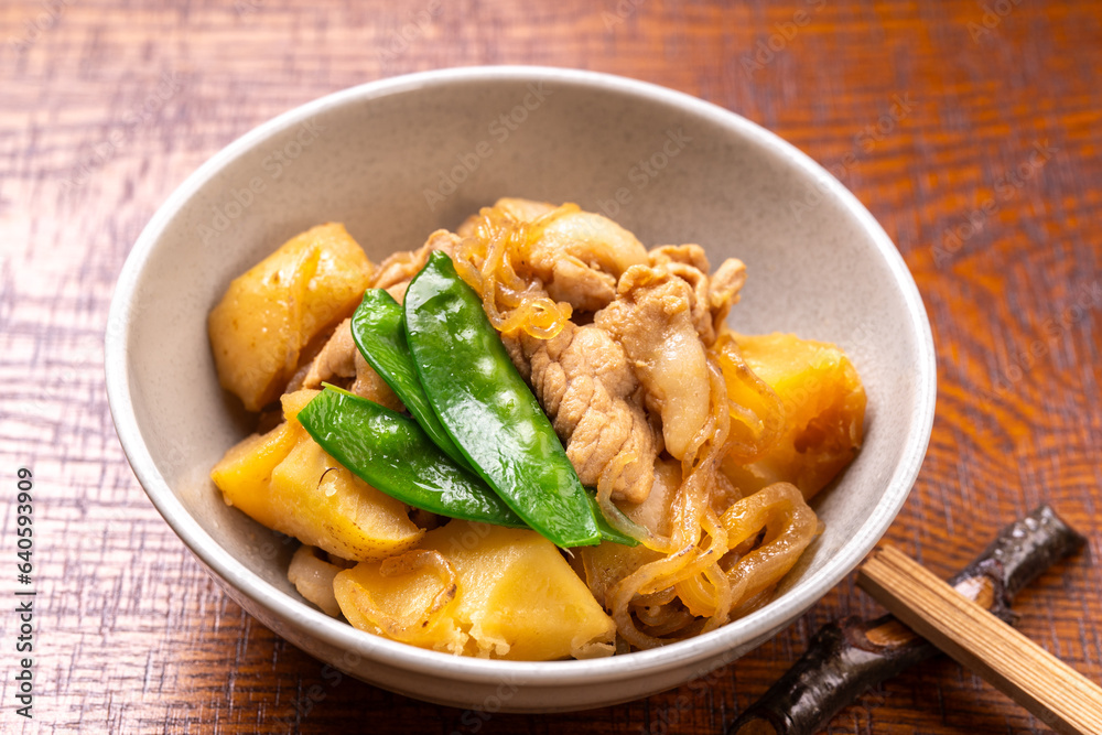 豚肉の肉じゃが(りんご入り) 豚肉の肉じゃが(りんご入り)