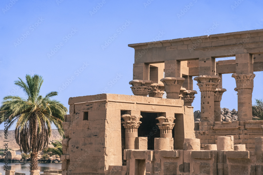 Obraz premium Egypt Summer Travel Sacred Oasis: Exploring Philae Temple in Aswan