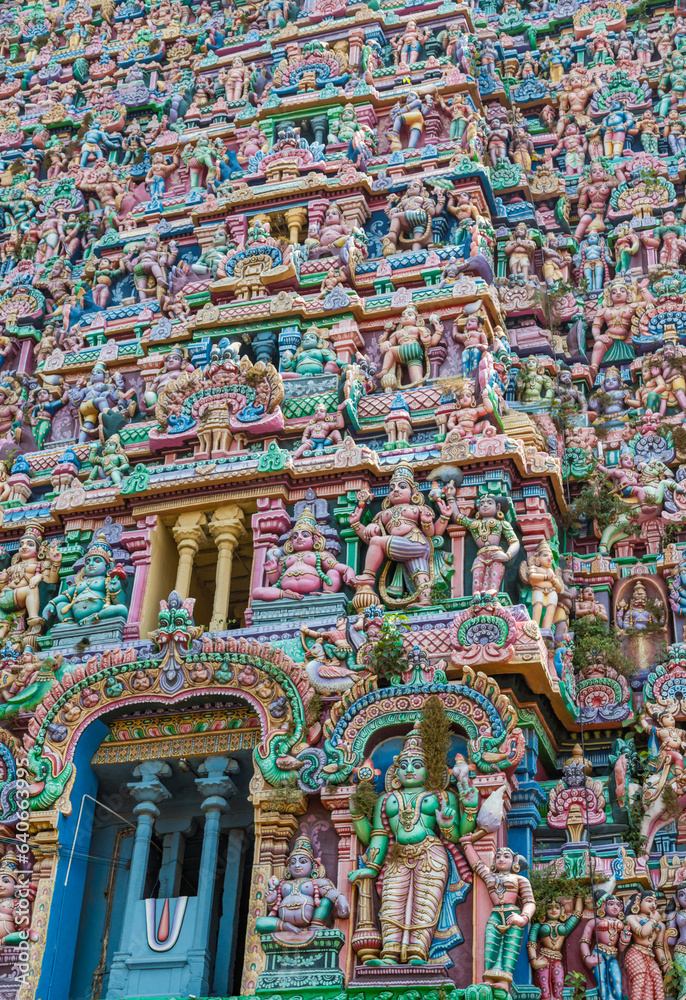  Temple view of sarangapani temple, Kumbakonam, Tamil Nadu, India
