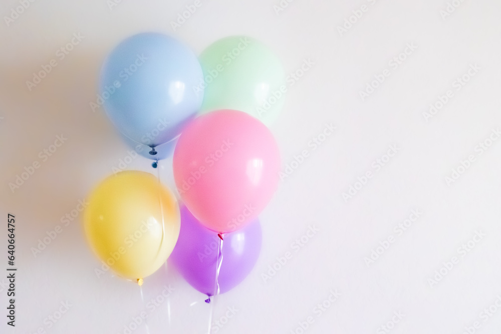 red and yellow balloons