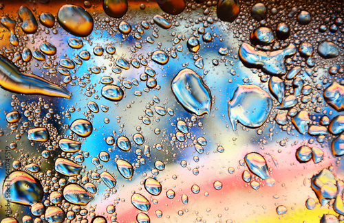 Wallpaper Mural drops of water Torontodigital.ca