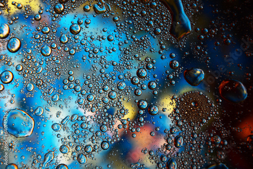 Wallpaper Mural drops of water Torontodigital.ca