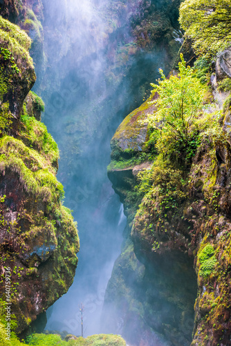 Blundi Waterfall at Zemithang