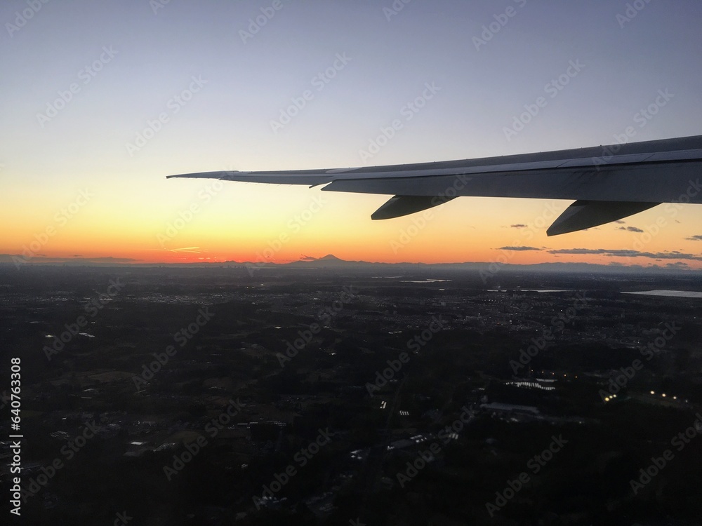 夕日と飛行機 夕日と飛行機